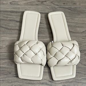 H&M Beige Braided Slide Sandals Size 8